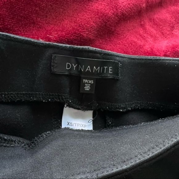 Dynamite black jeggings with silver zippers on side - Picture 6 of 6